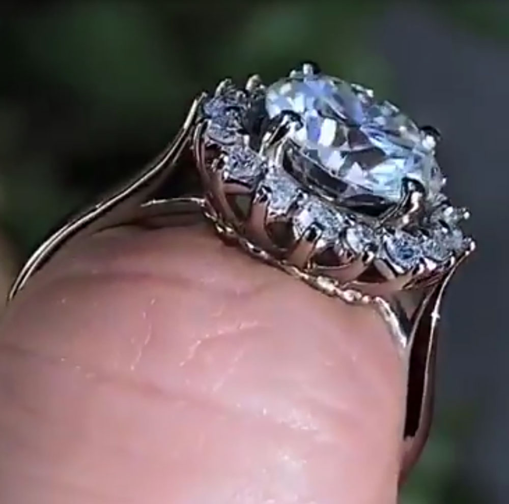 แหวนแต่งงาน/หมั้น/ฉลองครบรอบสำ - Moissanite Engagement Ring 1 Carat บทวิจารณ์และราคา